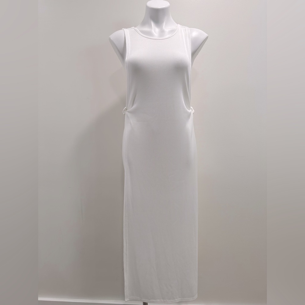 Size Large swimsuit coverup - white